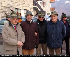 da sx: Cav. Busi, Sonzogni (vicepresidente sezionale), dott. Redondi e Mismetti